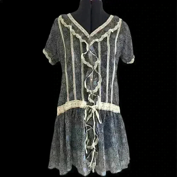 213 industry semi sheer green ruffle lace dress - Picture 1 of 9